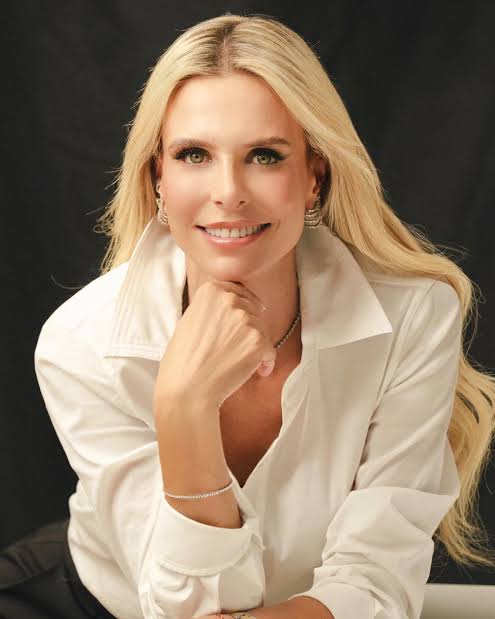 Catalina Maya Biography: Daughter, Age, Net Worth, Agency, Career, Height, Parents, Husband