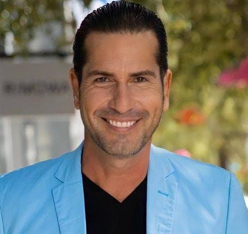 Gregorio Pernía Biography: Wife, Age, Children, Height, Net Worth, Parents, Movies & TV Shows, Telenovelas