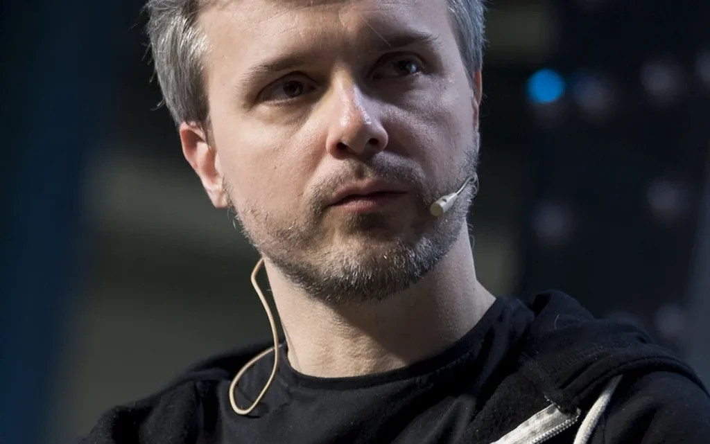 Juan Gómez-Jurado Biography: Awards, Instagram, Parents, Height, Age, Net Worth, Books