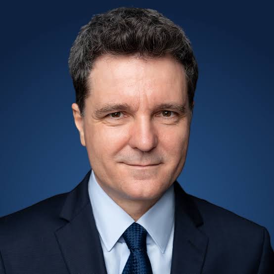 Nicușor Dan Biography: Wife, Age, Politics, Awards, Ethnicity, Net Worth, Parents, Religion, Height