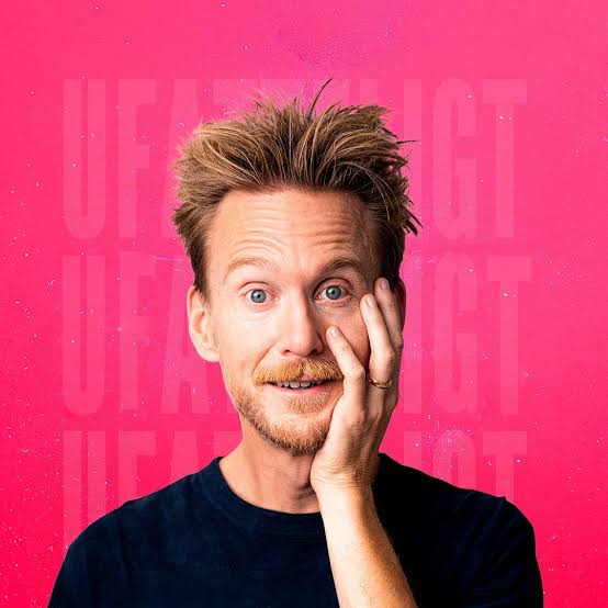 Huxi Bach Biography: Parents, Net Worth, TV Shows, Age, Girlfriend, Books, Height