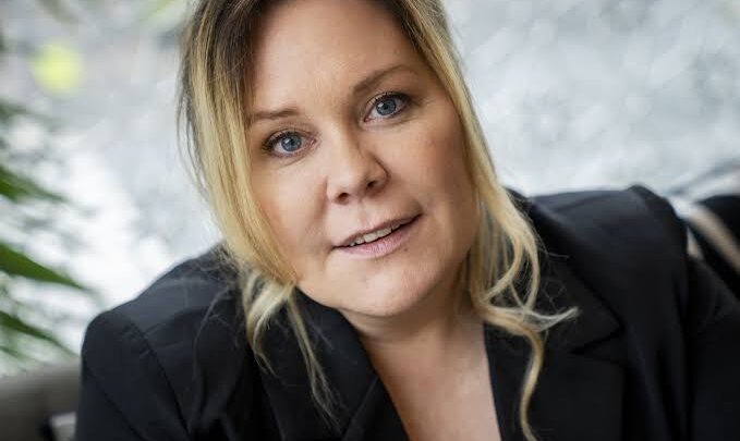 Linda P Biography: Ethnicity, Parents, Books, Instagram, Age, Movies, Children,