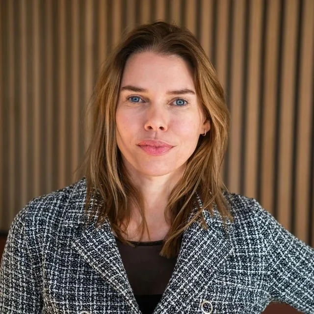 Gunnvør Dalsgaard Biography: Husband, Religion, Net Worth, Age, Books, Height, Ethnicity, Children