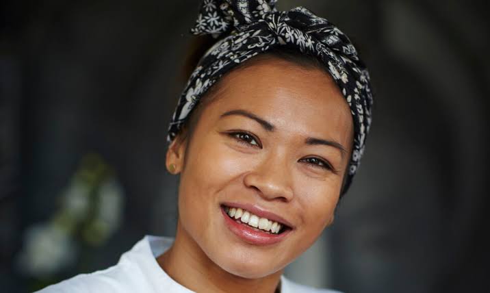 Dak Wichangoen Biography: Ethnicity, Parents, Instagram, Net Worth, Recipes, Awards, Cookbook, TV Shows