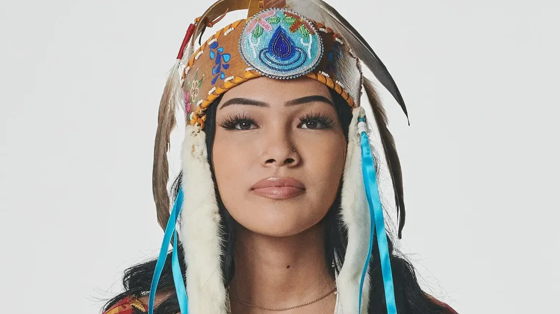 Autumn Peltier Biography: Parents, Awards, Height, Religion, Net Worth, Age, Ethnicity