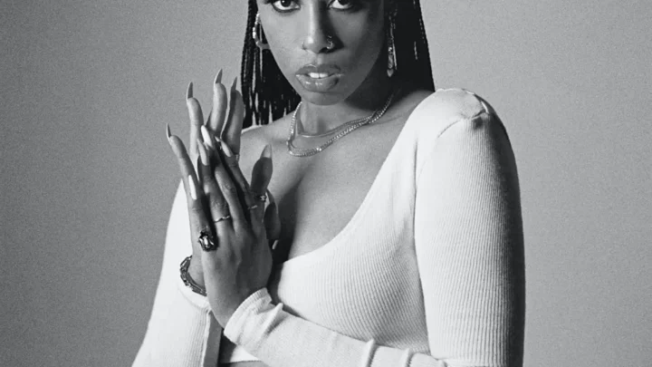 Rochelle Jordan Biography: Husband, Ethnicity, Age, Songs, Brother, Net Worth, Ethnicity, Album