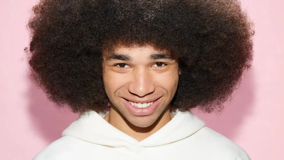 Noel Robinson Biography: TikTok, Net Worth, Age, Religion, Height, Ethnicity, Parents