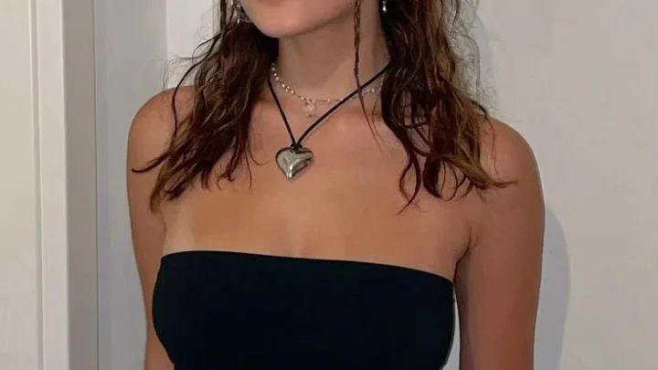 Derya Tavas Biography: Parents, Net Worth, Instagram, Partner, Height, Religion