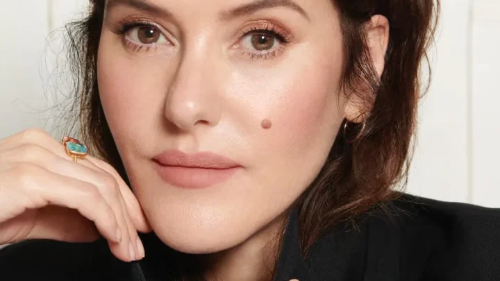 Lisa Eldridge Biography: Ethnicity, Parents, Instagram, Net Worth, Books, Height, YouTube