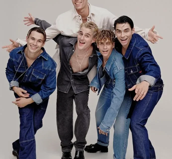 The Elevator Boys Biography: Songs, Formation, Members, Parents, YouTube, Net Worth, Awards, Instagram