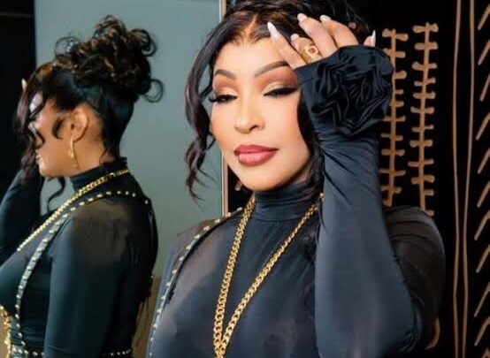 Viviane Chidid Biography: Net Worth, Concerts, Age, Height, Spouse, Kids, Songs & Albums, Ex-Husband, TikTok