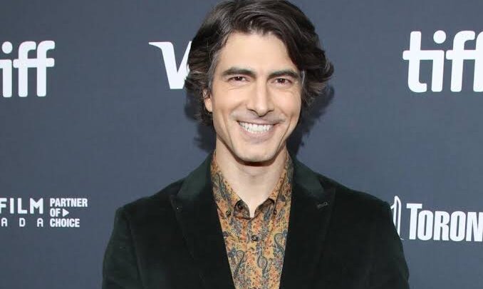Brandon Routh Biography: Wife, Age, Height, Net Worth, Superman, Movies & TV Shows, Son