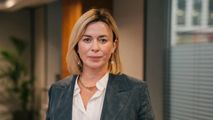 Eve Myles Biography: Age, Career, Net Worth, Husband, Children, Parents, Movies, Ethnicity