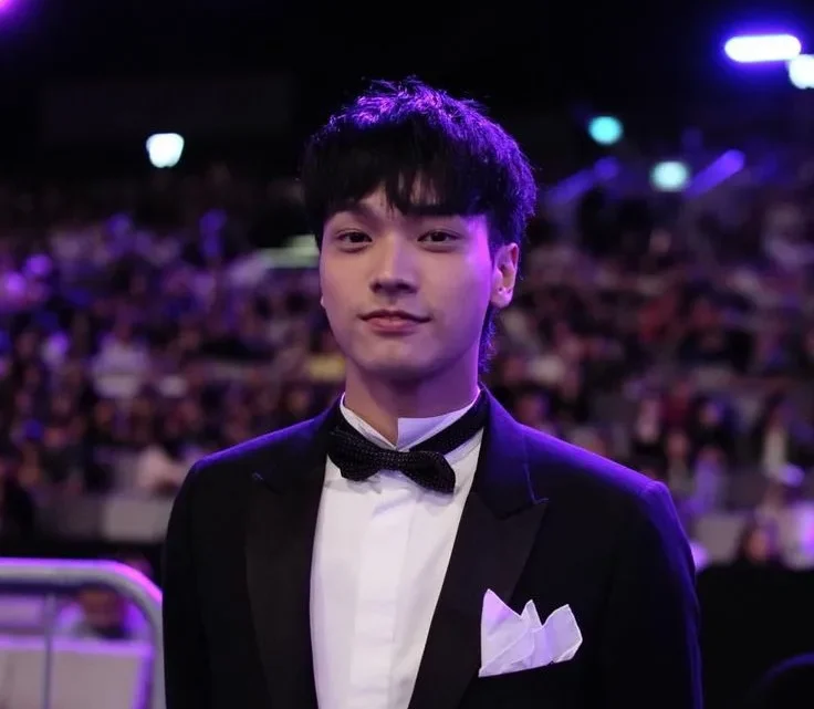 Oabnithi Wiwattanawarang Biography: Age, Parents, Siblings, Spouse, Movies, Girlfriend, Height, Net Worth, Wikipedia