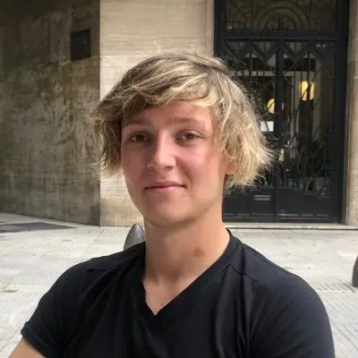 Iñaki Gutiérrez Biography: Age, Career, Net Worth, Girlfriend, Parents, Videos, Ethnicity