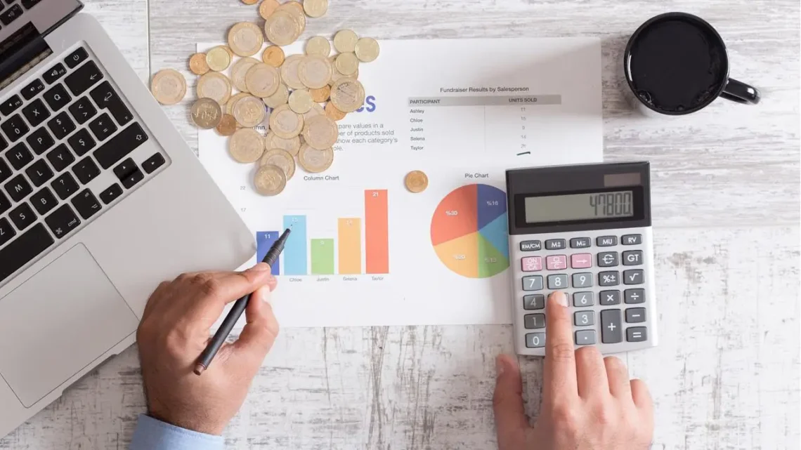 How to Plan Your Finances for Early Retirement: Expert Basics from Someone Who’s Done It