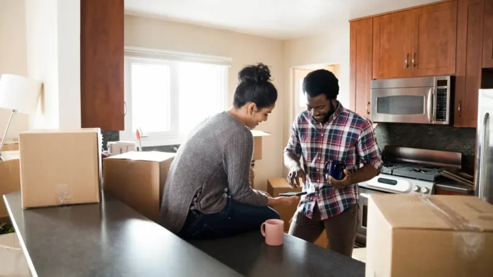 The Complete Checklist for Your First Apartment: Budget & Essentials