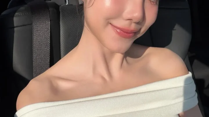 Esther Supreeleela Biography: Brands, Pictures, Movies, Age, Net Worth, Siblings, Parents, Height