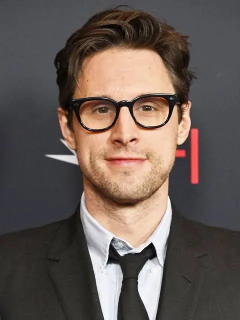 Christopher Storer Biography: Girlfriend, Movies, Height, Parents, Age, Net Worth, Siblings, TV Series, Awards