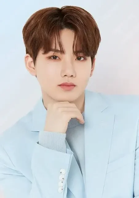 Junkyu Biography: Songs, Movies, Girlfriend, Age, Net Worth, Siblings, Parents, Height, Birthday