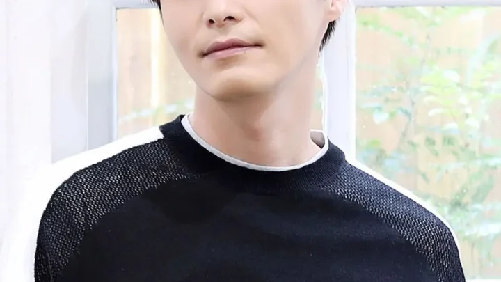 Tokuyama Hidenori Biography: Songs, Movies, TV Series, Height, Parents, Age, Net Worth, Siblings, Girlfriend