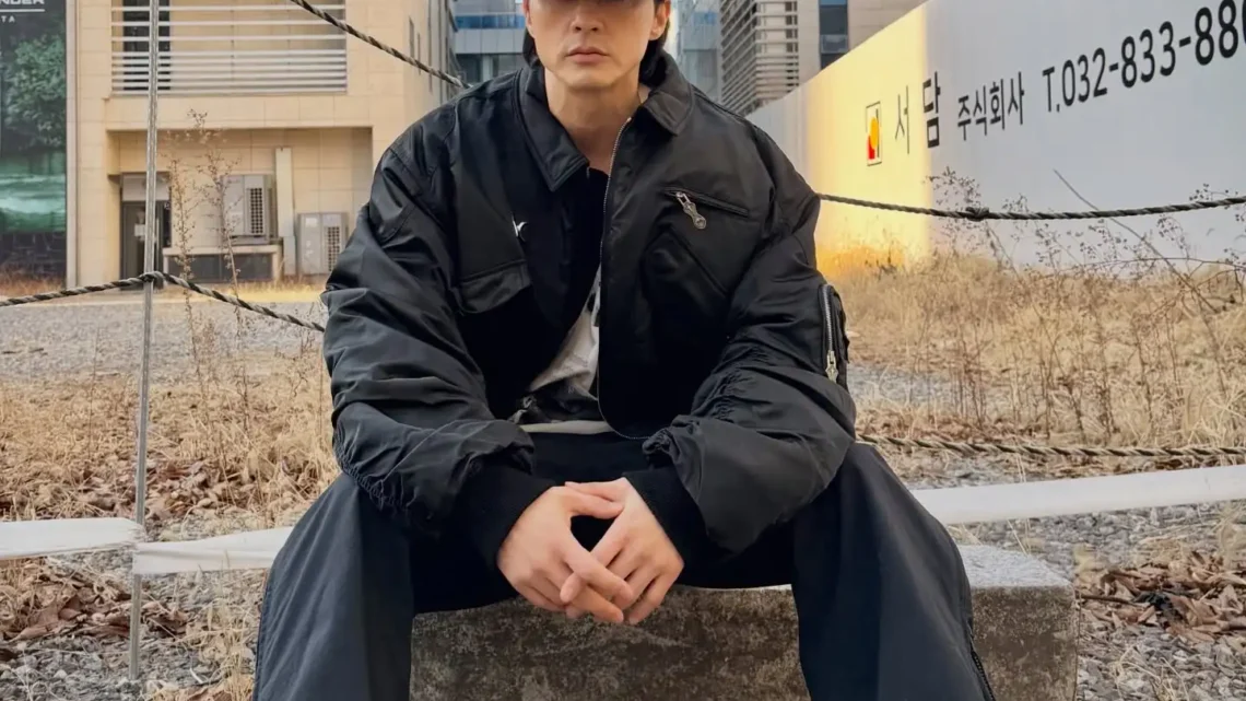 Kim Ji-hoon Biography: Films, TV Series, Age, Net Worth, Siblings, Parents, Height, Wife, Kids