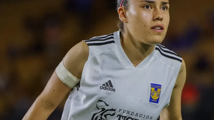 Lizbeth Ovalle Biography: Awards, Sport Team, Transfers, Age, Net Worth, Siblings, Parents, Height, Boyfriend, Stats