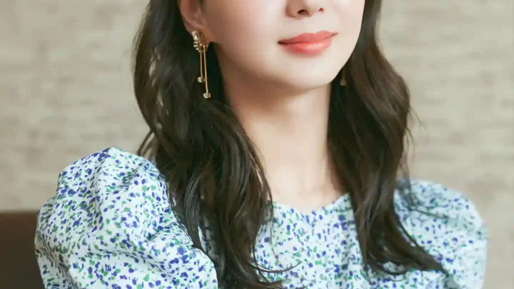 Mikako Tabe Biography: Husband, Awards, Child, Movies, TV Series, Height, Parents, Age, Net Worth, Siblings