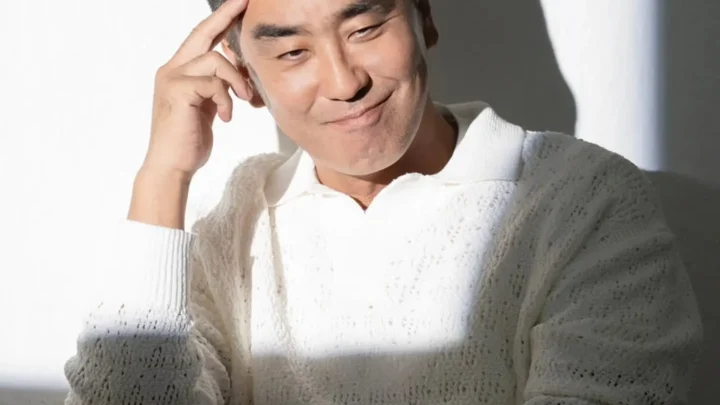 Ryu Seung Ryong Biography: Awards, Films, Sons, Wife, TV Series, Height, Parents, Age, Net Worth, Siblings