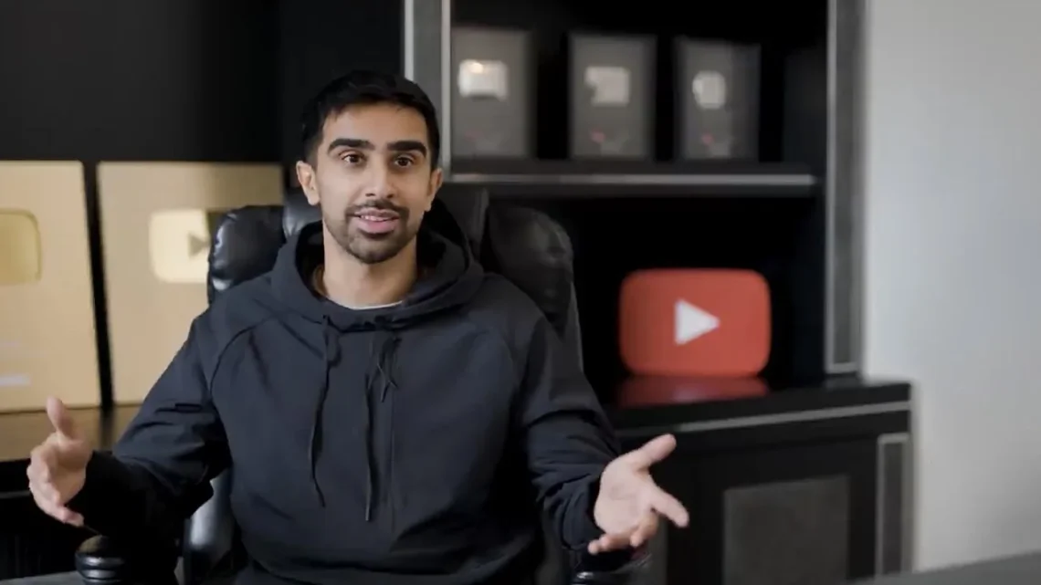 Vikkstar123 Biography: Girlfriend, Age, Net Worth, Height, Parents, YouTube