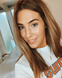 Coral Golding