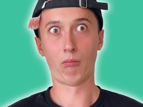 Vitaly Sidelnikov Biography: TikTok, Age, Ethnicity, Net Worth, Parents, Religion, Height