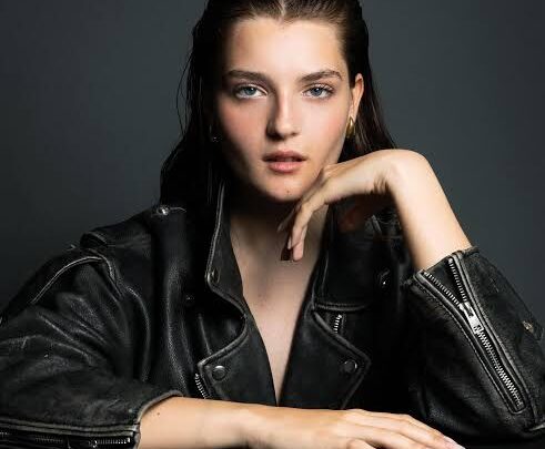 Elisa Del Genio Biography: Parents, Net Worth, Religion, Height, Awards, Movies, Age