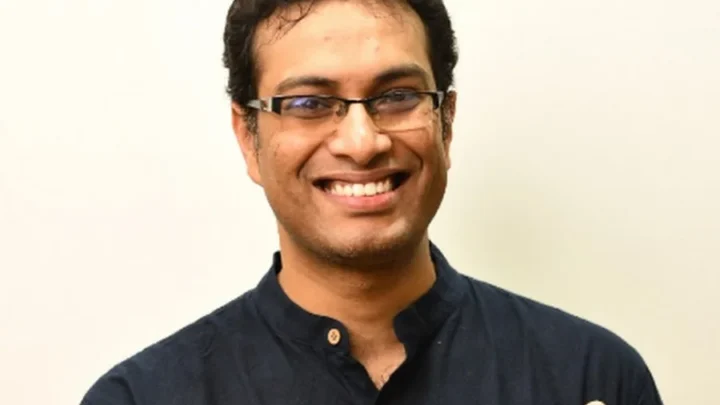 Akshat Shrivastava Biography: Age, Wife, Children, Parents, Net Worth, Wisdom Hatch, YouTube