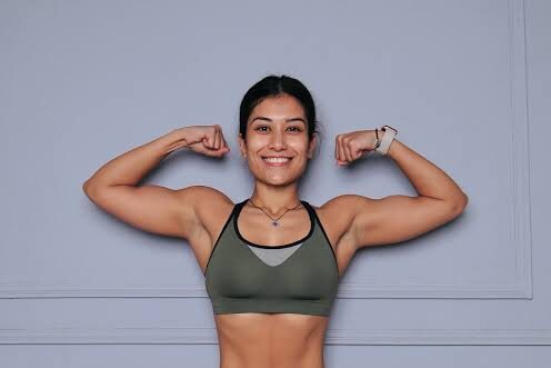 Radhika Bose Biography: Age, Husband, Net Worth, Parents, Height, Yoga, Fitness, Wiki