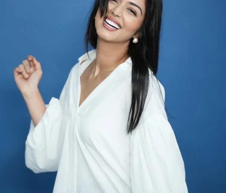 Jumana Abdu Rahman Biography: Age, Career, Net Worth, YouTube, Height, Movies, Husband, Instagram
