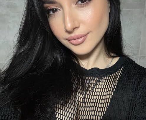 Alisa Vox Biography: Awards, Instagram, Parents, Height, Age, Ethnicity, Songs