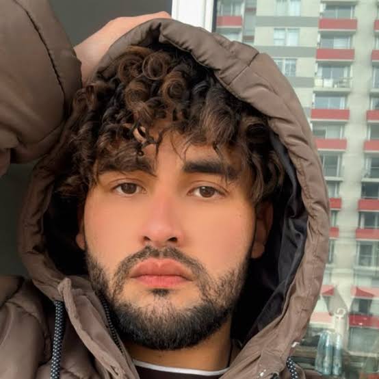 Néstor Clemente Biography: Age, Parents, Height, Net Worth, TikTok, Career, Girlfriend