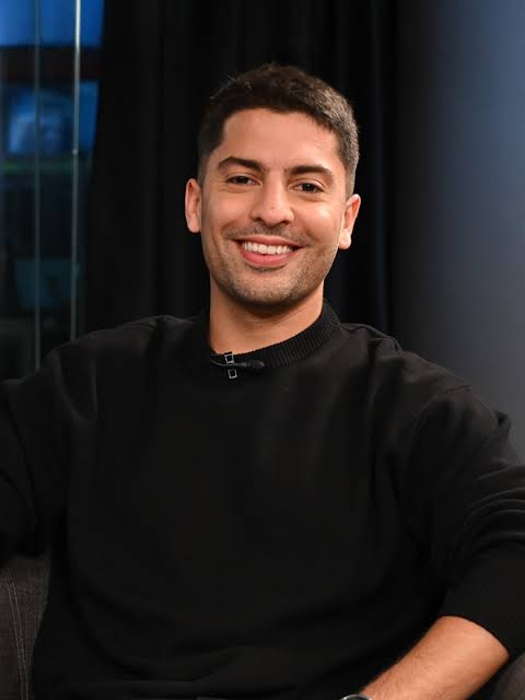 Gastón Edul Biography: Ethnicity, Parents, Net Worth, Height, Age, Siblings, Instagram