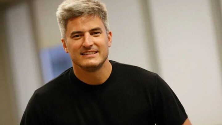 Ariel Senosiain Biography: Radio Shows, Ethnicity, Net Worth, Books, Children, Height, Religion