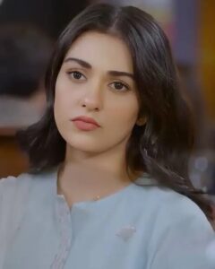 Sarah Khan