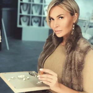 Elina Kamiren