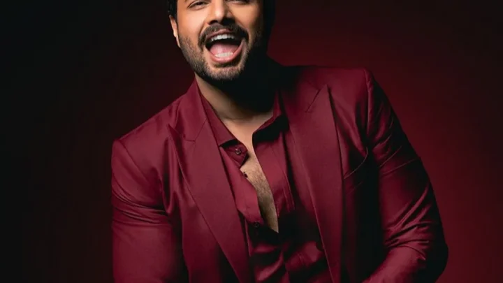 Prakhar Gupta Biography: Wife, Age, Net Worth, Parents, Height, Books, Career, Education, YouTube