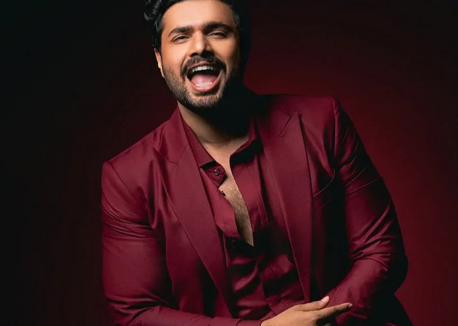 Prakhar Gupta Biography: Wife, Age, Net Worth, Parents, Height, Books, Career, Education, YouTube