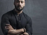 Umair Jaswal Biography: Net Worth, Movies, Children, Age, Religion, Height, Songs, Wife