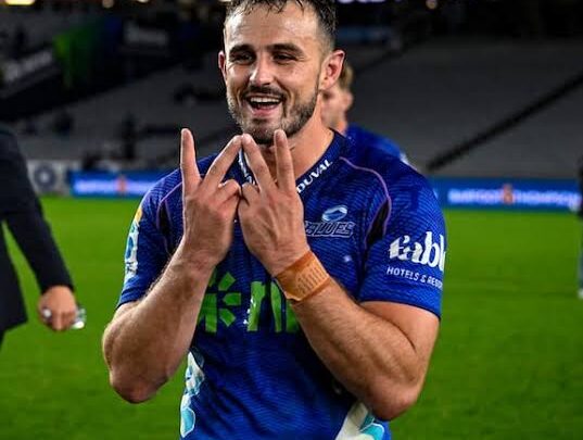 Harry Plummer Biography: Net Worth, Age, Girlfriend, Height, Rugby Career, Awards, Instagram, Nationality