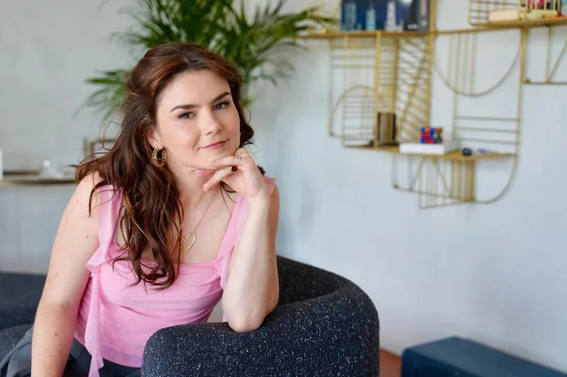 Kato Bio: Husband, Age, Net Worth, Kids, Songs, Albums, Height, Parents, Nationality