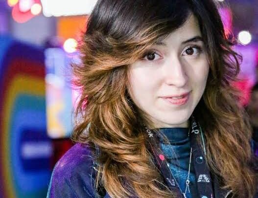 Liza Baez Bio: Age, Boyfriend, Net Worth, Height, Parents, Nationality, Kids, YouTube