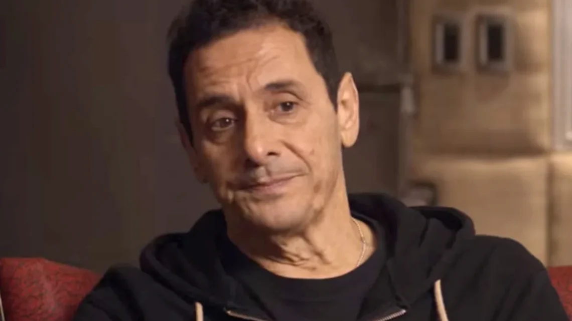 Ricardo Mollo Biography: Songs, Net Worth, Age, Height, Ethnicity, Instagram, Parents