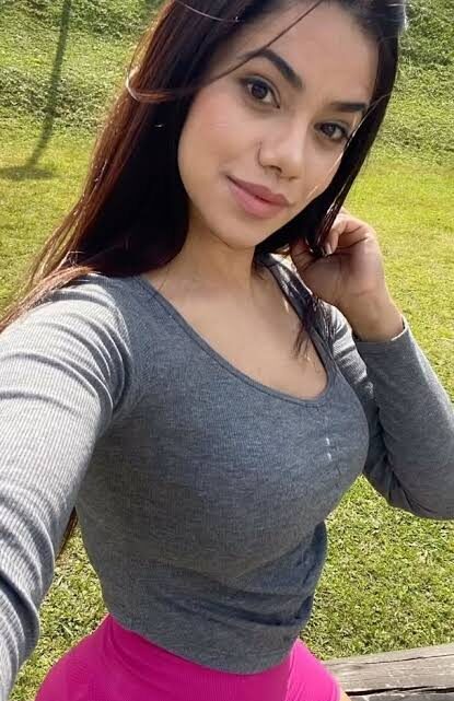 Daiana Hernández Biography: YouTube, Net Worth, Songs, Age, Height, Parents, Ethnicity